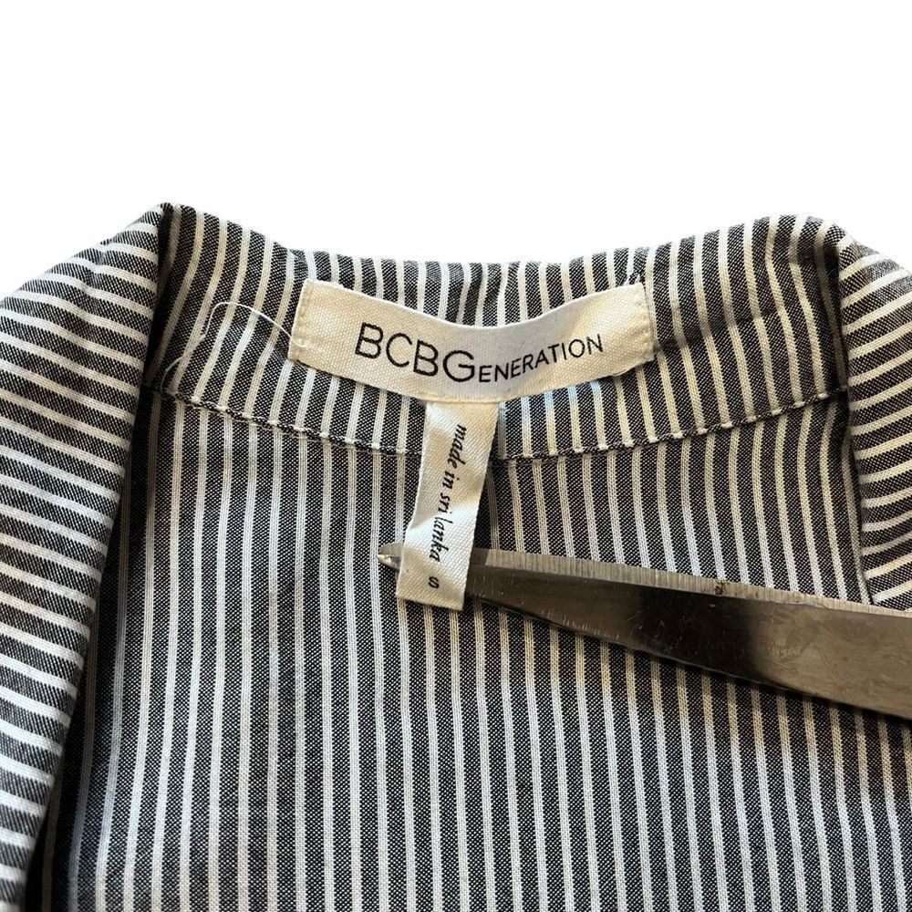 Revolve BCBGeneration Striped Button Down Wrap He… - image 13